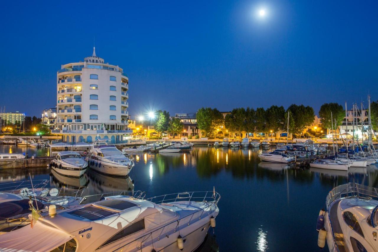 Portoverde Luxury Houseboat Misano Adriatico Bagian luar foto