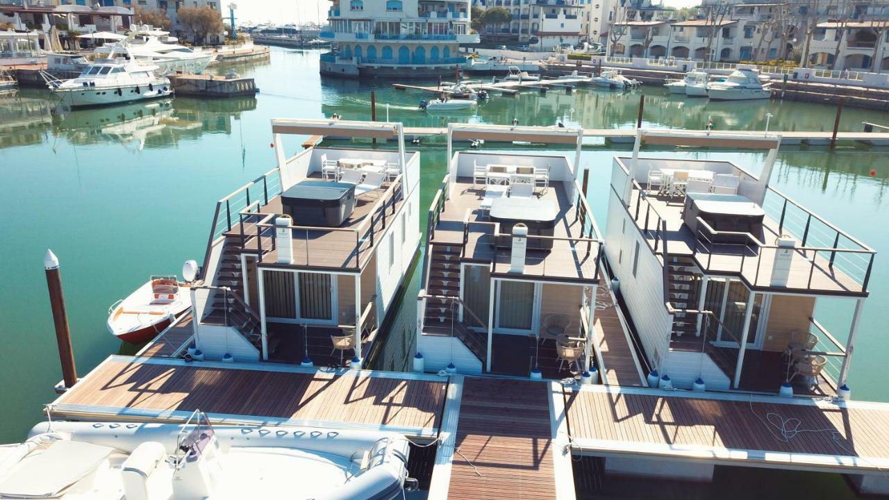 Portoverde Luxury Houseboat Misano Adriatico Bagian luar foto