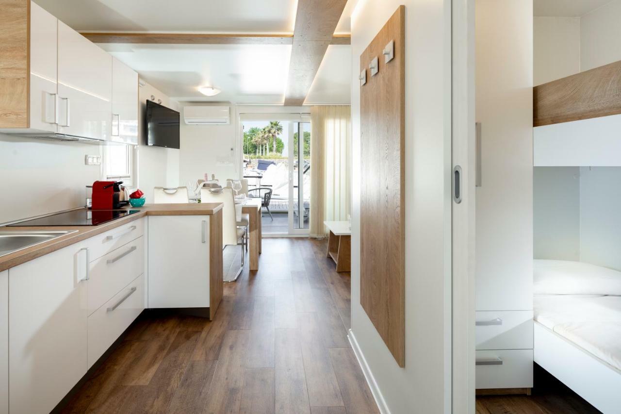 Portoverde Luxury Houseboat Misano Adriatico Bagian luar foto