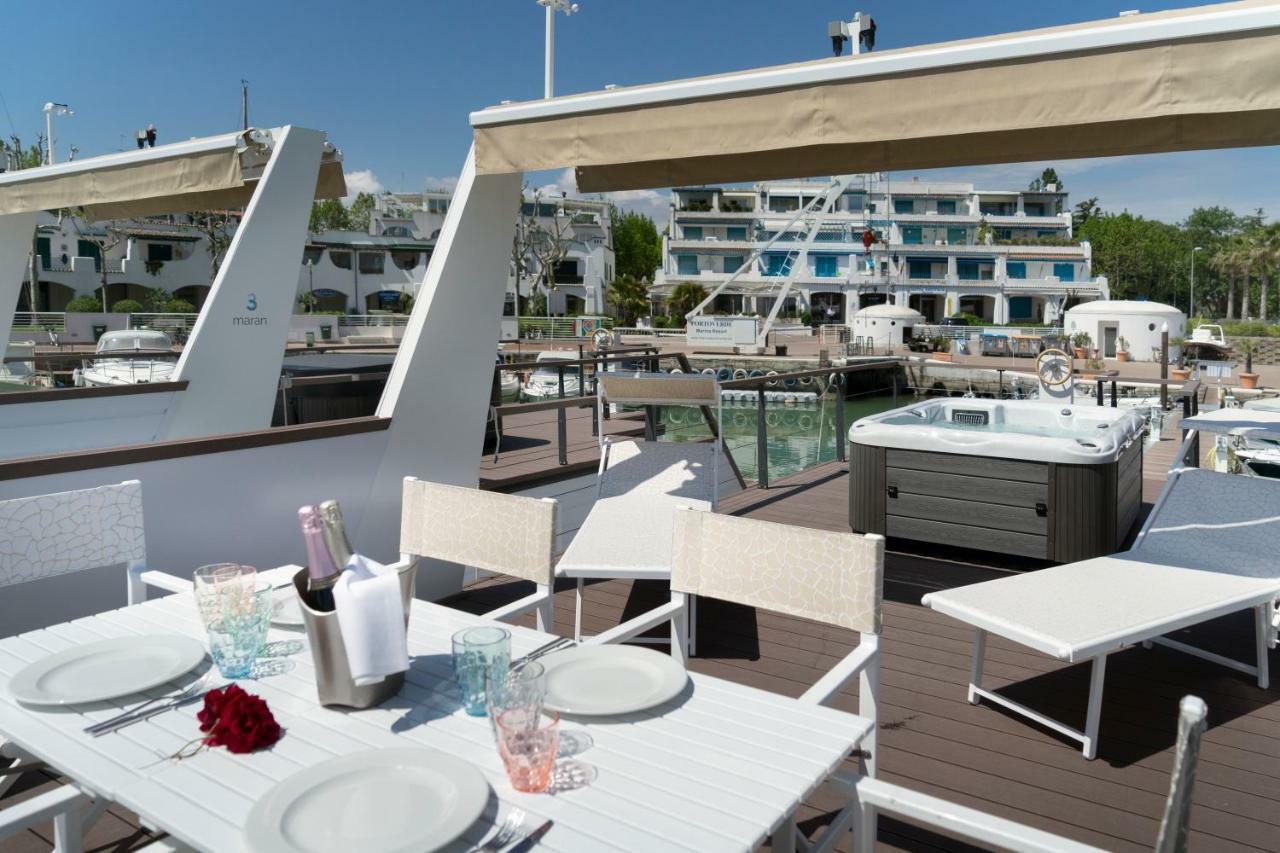 Portoverde Luxury Houseboat Misano Adriatico Bagian luar foto